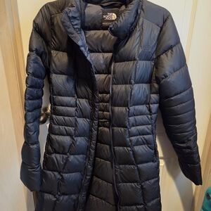 The North Face Women's Black Puffer Coat